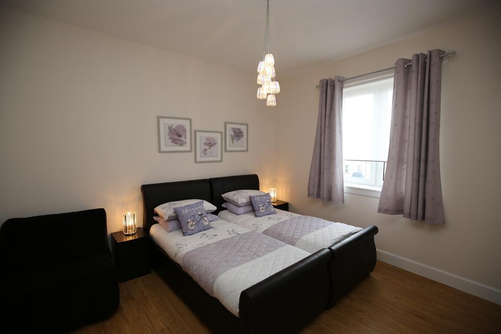 Pearl - Dalry House